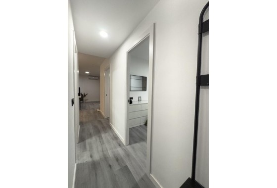 Herverkoop - Appartement / Flat -
Torrevieja - Curva del Palangre