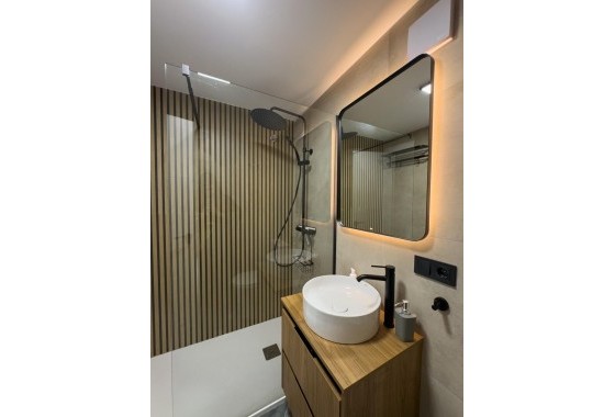 Herverkoop - Appartement / Flat -
Torrevieja - Curva del Palangre