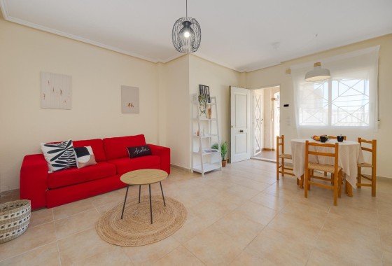 Wiederverkauf - Wohnung / Apartment -
Torrevieja - Aguas Nuevas