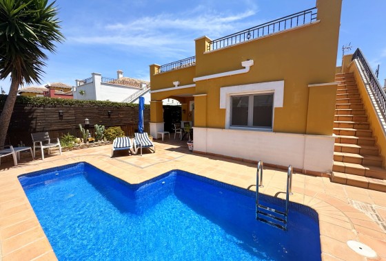 Herverkoop - Vrijstaande villa -
Mar Menor Golf Resort - Inland