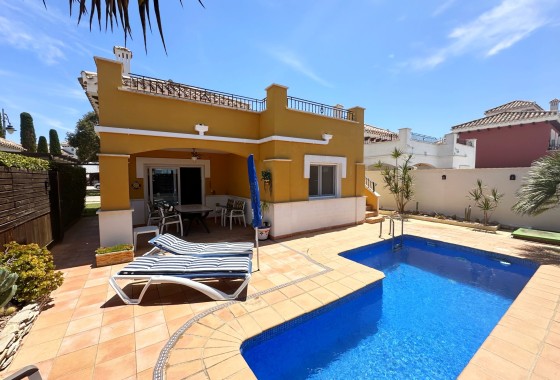 Herverkoop - Vrijstaande villa -
Mar Menor Golf Resort - Inland
