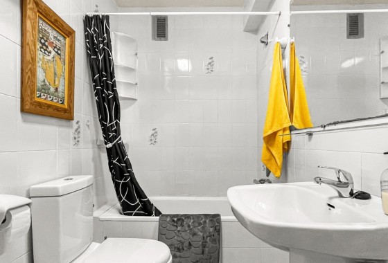 Wiederverkauf - Wohnung / Apartment -
Torrevieja - Mar Azul