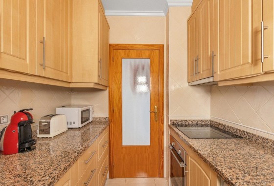 Herverkoop - Appartement / Flat -
Torrevieja - Estacion de autobuses