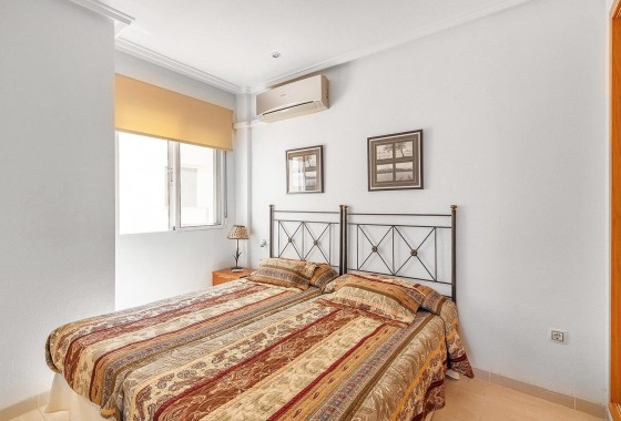 Herverkoop - Appartement / Flat -
Torrevieja - Estacion de autobuses
