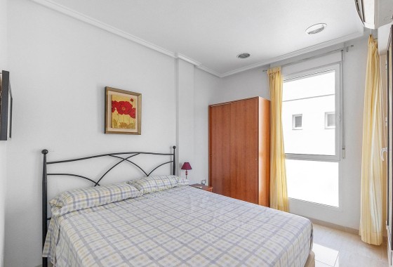 Herverkoop - Appartement / Flat -
Torrevieja - Estacion de autobuses