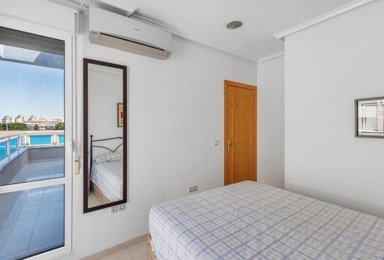 Herverkoop - Appartement / Flat -
Torrevieja - Estacion de autobuses