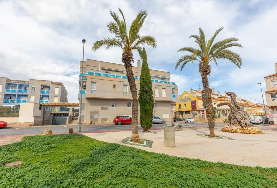 Herverkoop - Appartement / Flat -
Torrevieja - Estacion de autobuses