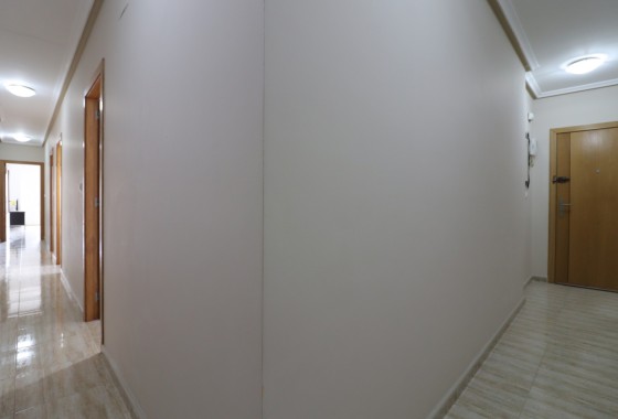 Venta - Apartamento / Piso -
Almoradí