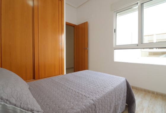 Venta - Apartamento / Piso -
Almoradí