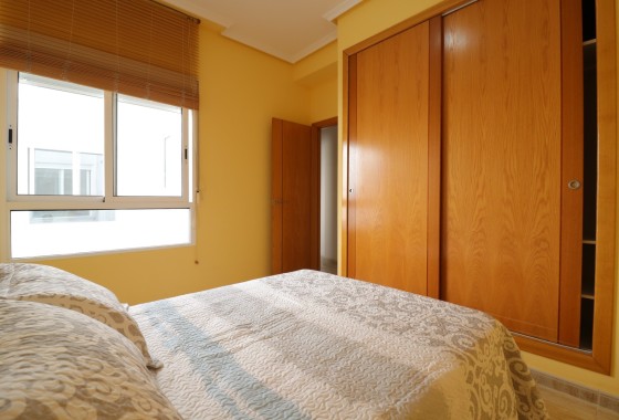 Venta - Apartamento / Piso -
Almoradí