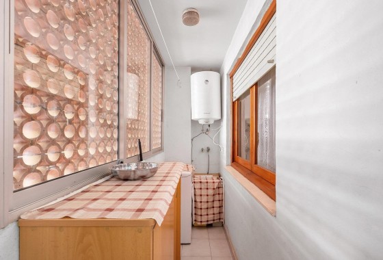 Sprzedaż - Apartament / Mieszkanie -
Torrevieja - Estacion de autobuses