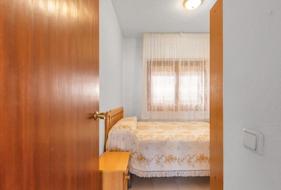 Sprzedaż - Apartament / Mieszkanie -
Torrevieja - Estacion de autobuses