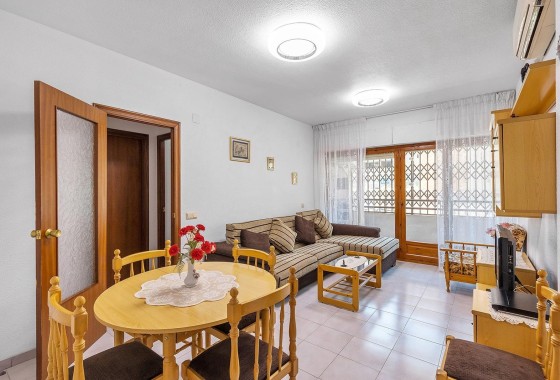 Sprzedaż - Apartament / Mieszkanie -
Torrevieja - Estacion de autobuses