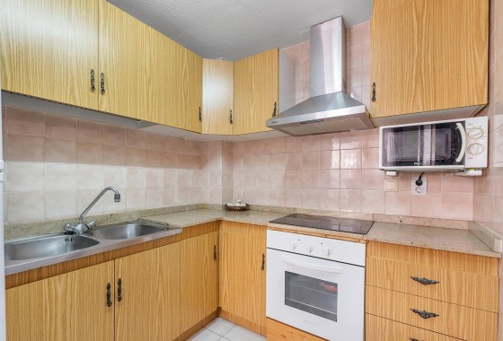 Sprzedaż - Apartament / Mieszkanie -
Torrevieja - Estacion de autobuses