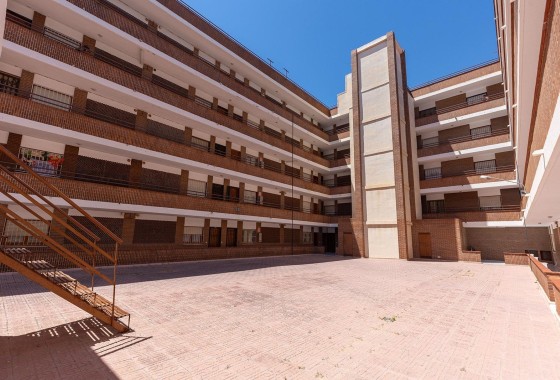 Sprzedaż - Apartament / Mieszkanie -
Torrevieja - Estacion de autobuses