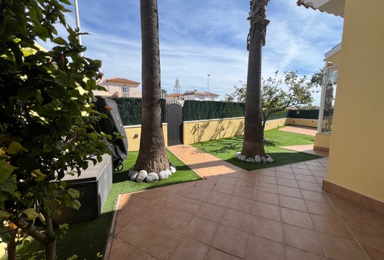 Herverkoop - Vrijstaande Villa -
Orihuela Costa - Los Dolses