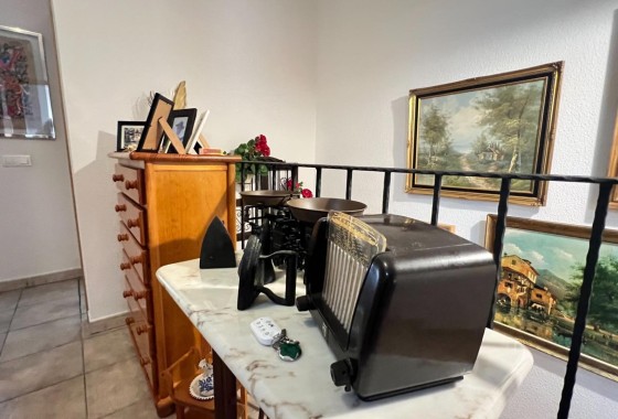Herverkoop - Rijhuis -
Torrevieja - Los Balcones