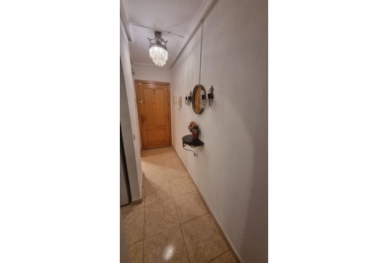 Revente - Appartement -
Torrevieja - Center