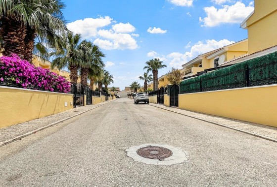 Revente - Villa individuelle -
Orihuela Costa - Los Dolses