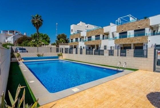 Herverkoop - Rijhuis -
Orihuela Costa - Las Filipinas