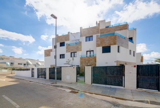 Herverkoop - Rijhuis -
Orihuela Costa - Las Filipinas