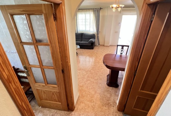 Herverkoop - Halfvrijstaande villa -
Torrevieja - Aguas Nuevas