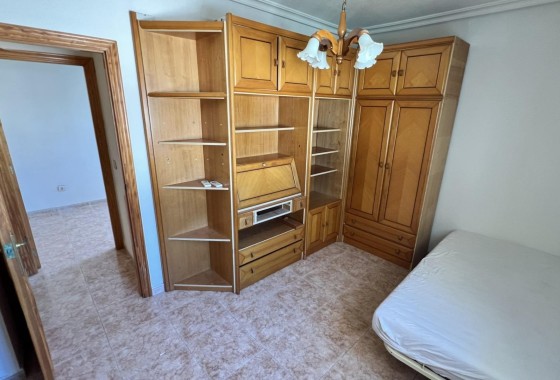 Herverkoop - Halfvrijstaande villa -
Torrevieja - Aguas Nuevas