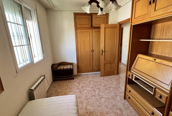 Herverkoop - Halfvrijstaande villa -
Torrevieja - Aguas Nuevas