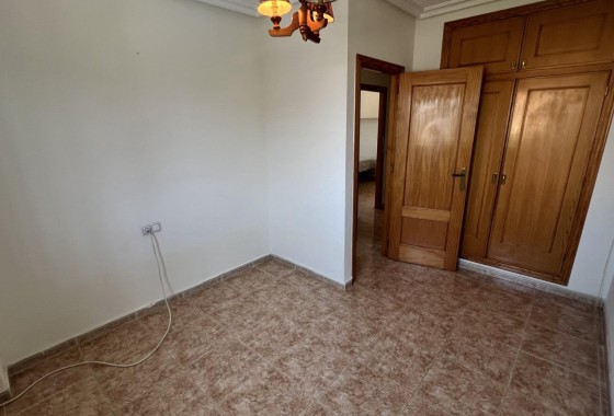Herverkoop - Halfvrijstaande villa -
Torrevieja - Aguas Nuevas