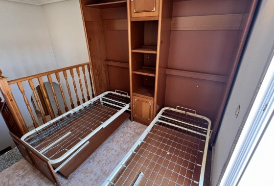 Herverkoop - Halfvrijstaande villa -
Torrevieja - Aguas Nuevas
