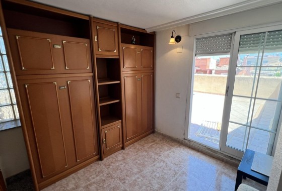 Herverkoop - Halfvrijstaande villa -
Torrevieja - Aguas Nuevas