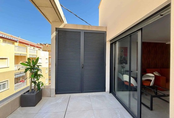 Herverkoop - Appartement / Flat -
Torrevieja - Las Piscinas Naturales