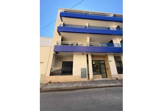 Herverkoop - Appartement / Flat -
Torrevieja - Las Piscinas Naturales
