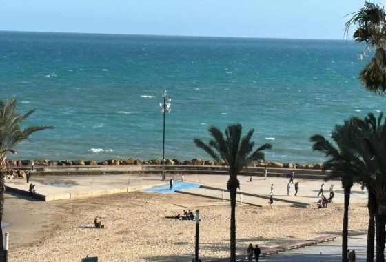Herverkoop - Appartement / Flat -
Torrevieja - Las Piscinas Naturales