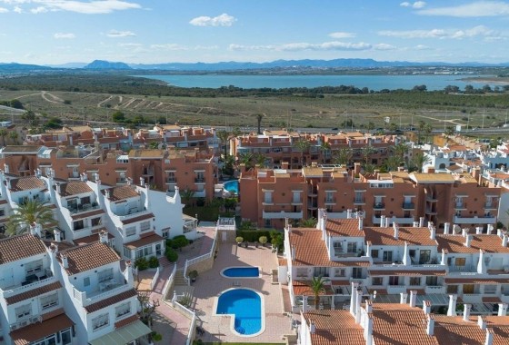 Venta - Chalet Independiente -
Torrevieja - La Mata