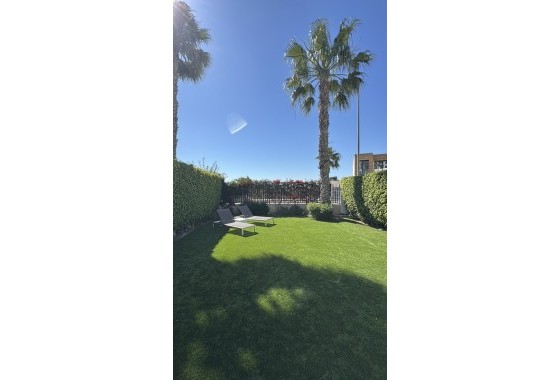 Venta - Apartamento / Piso -
Orihuela Costa - Costa Blanca