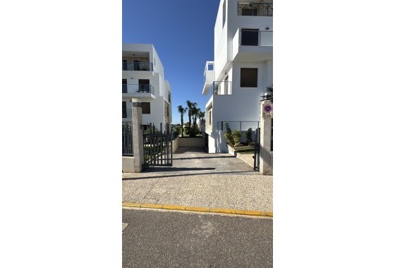 Venta - Apartamento / Piso -
Orihuela Costa - Costa Blanca