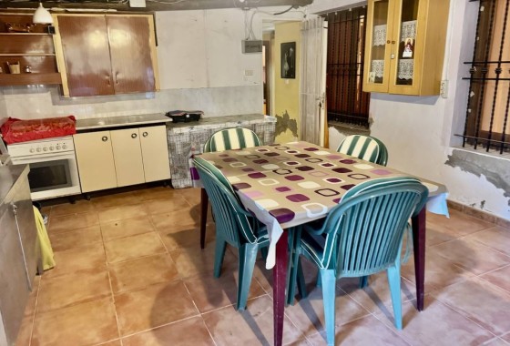Venta - Finca / Casa de campo -
Guardamar del Segura