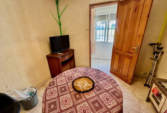 Venta - Finca / Casa de campo -
Guardamar del Segura
