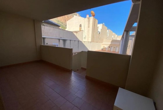 Resale - Apartment / Flat -
Redován - PUEBLO