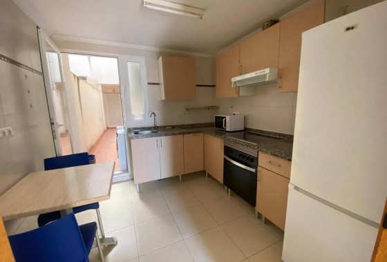 Resale - Apartment / Flat -
Redován - PUEBLO