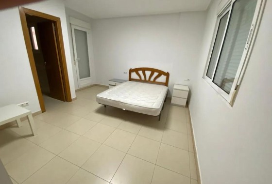 Resale - Apartment / Flat -
Redován - PUEBLO
