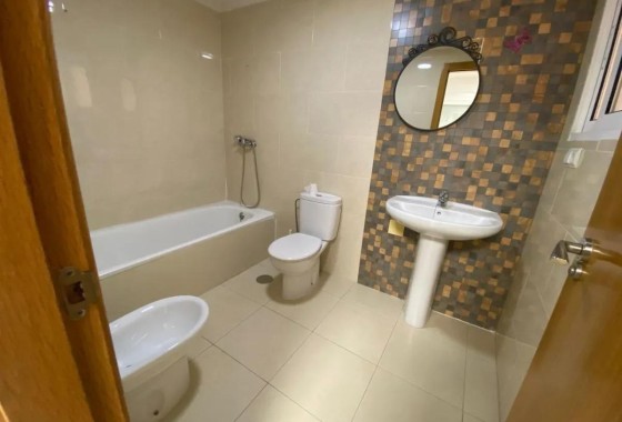 Resale - Apartment / Flat -
Redován - PUEBLO