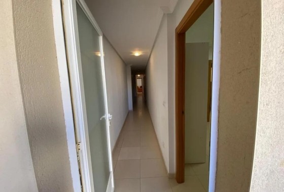 Resale - Apartment / Flat -
Redován - PUEBLO