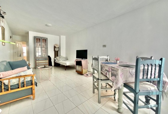 Herverkoop - Appartement / Flat -
Torrevieja - Playa de los Locos
