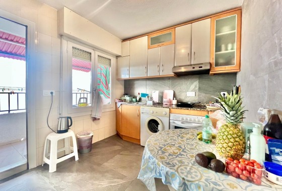 Herverkoop - Appartement / Flat -
Torrevieja - Playa de los Locos