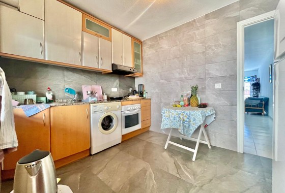 Herverkoop - Appartement / Flat -
Torrevieja - Playa de los Locos