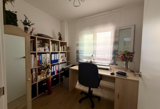 Resale - Apartment / Flat -
Torrevieja