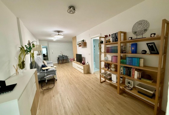 Resale - Apartment / Flat -
Torrevieja