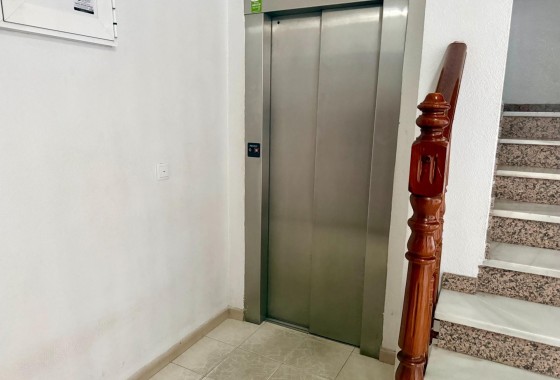 Resale - Apartment / Flat -
Torrevieja